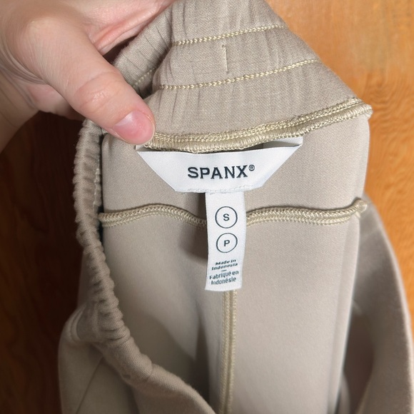 spanx air essentials pull on wide leg pants - Picture 8 of 9